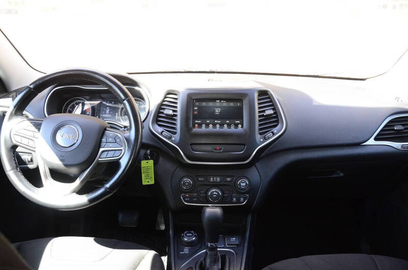 2020 Jeep Cherokee Latitude