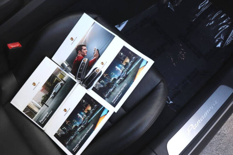 2019 Porsche Panamera 4