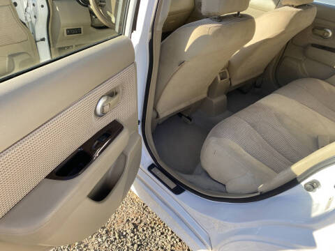 2012 Nissan Versa 1.8 SL