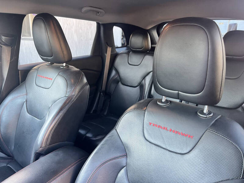 2015 Jeep Cherokee Trailhawk