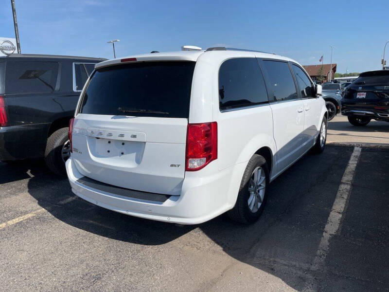 2020 Dodge Grand Caravan SXT