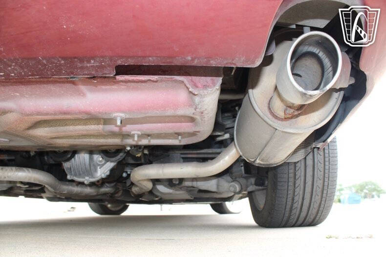 2004 Ford Thunderbird Deluxe
