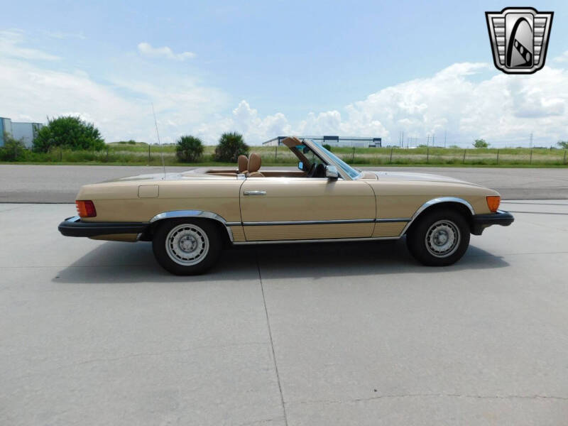 1984 Mercedes-Benz 380-Class 380 SL