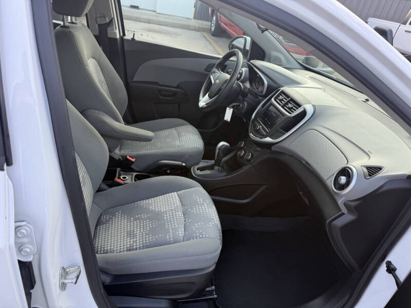 2020 Chevrolet Sonic LT