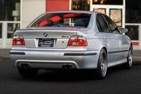 2002 BMW M5