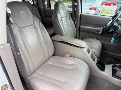 2003 Dodge Dakota