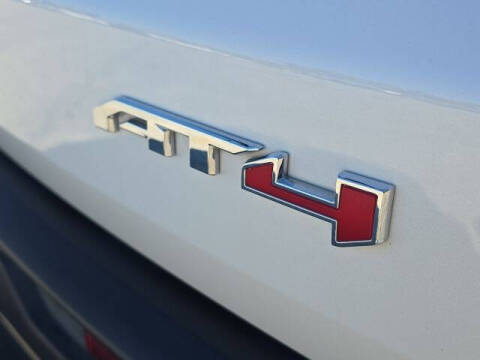 2024 GMC Acadia AT4