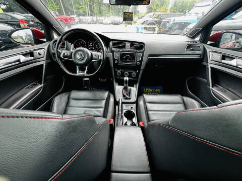 2016 Volkswagen Golf GTI SE