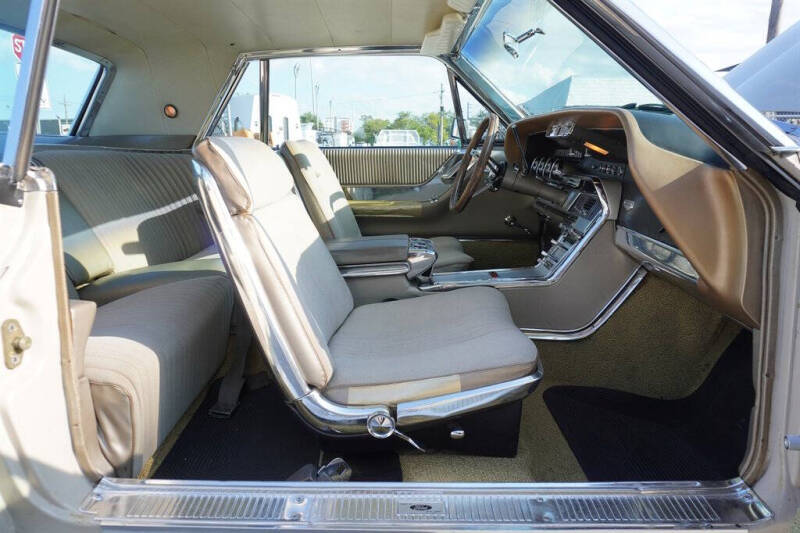 1964 Ford Thunderbird