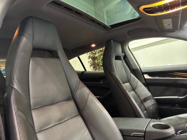 2011 Porsche Panamera