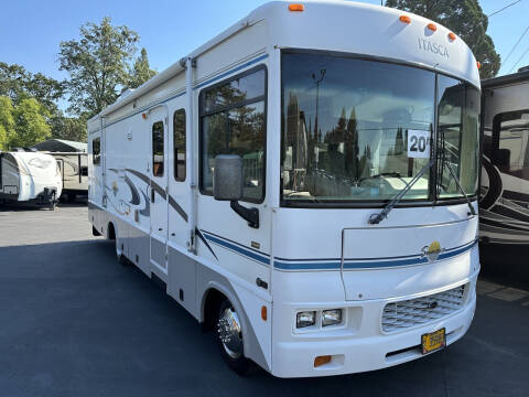 2004 *SALE PENDING* Itasca Sunova 30B / 30ft for sale at Jim Clarks Consignment Country - Class A Motorhomes in Grants Pass OR