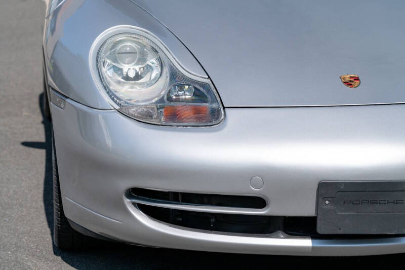 2001 Porsche 911 Carrera