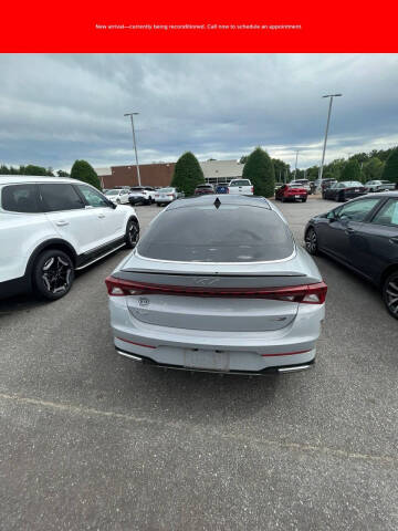 2022 Kia K5
