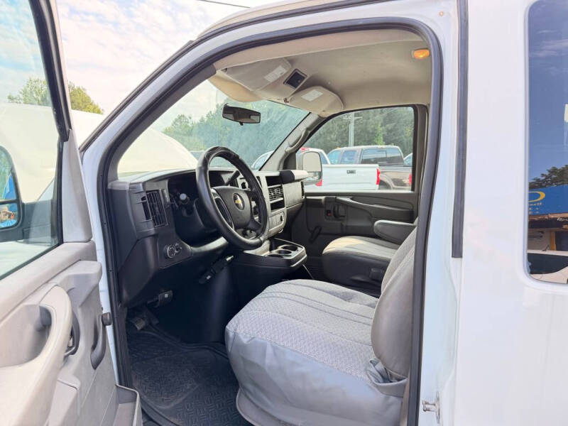 2011 Chevrolet Express LS 1500