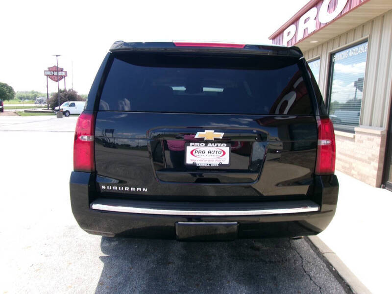 2016 Chevrolet Suburban LT
