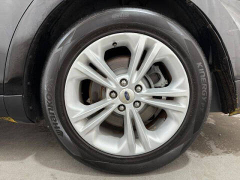 2016 Ford Taurus SEL