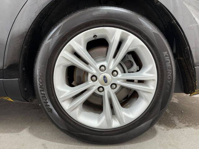 2016 Ford Taurus SEL