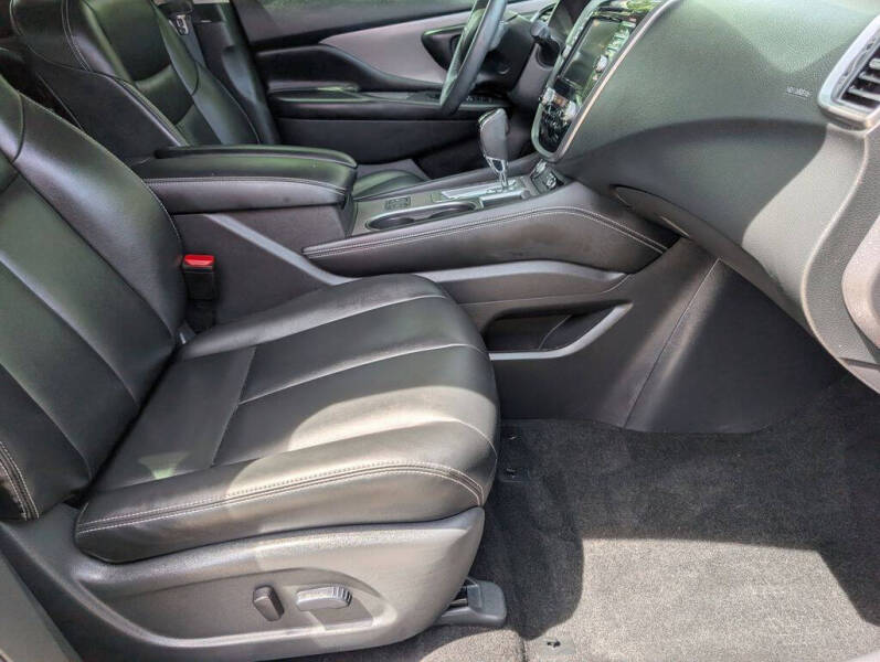 2024 Nissan Murano SV