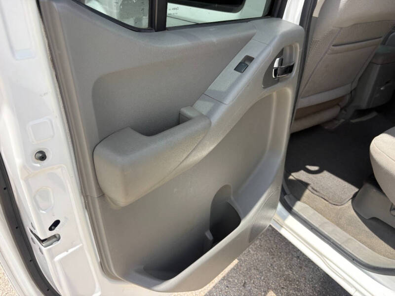 2012 Nissan Frontier SL