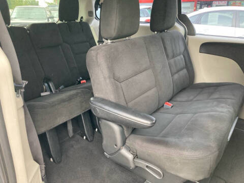 2015 Dodge Grand Caravan SE