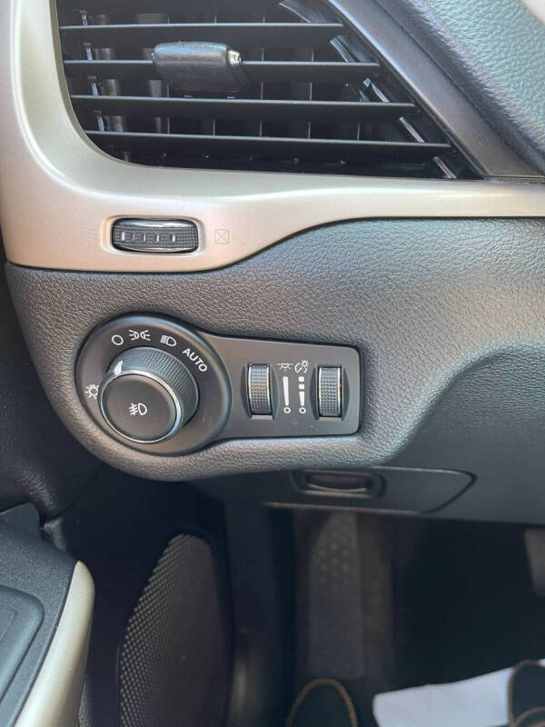 2017 Jeep Cherokee Latitude