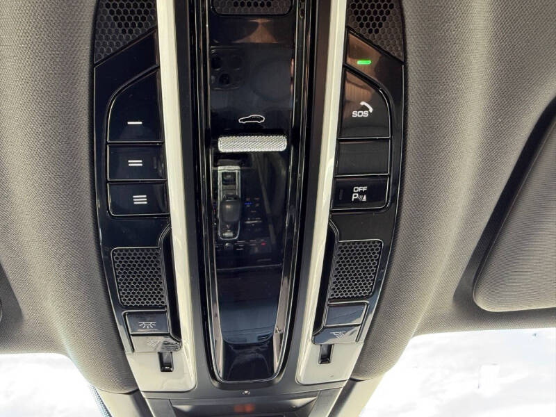 2020 Porsche Cayenne Coupe