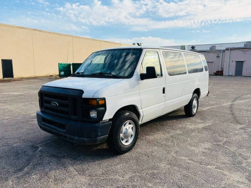 2014 Ford E-Series E-350 SD XL