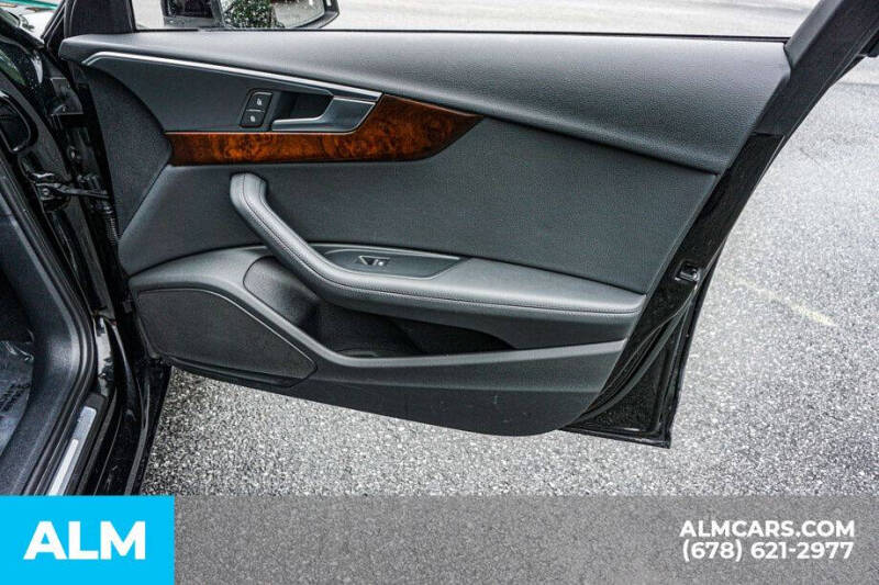 2019 Audi A4 Premium Plus 40 TFSI
