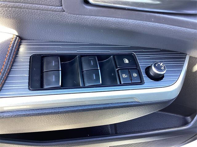 2022 Toyota Sienna XSE 7-Passenger