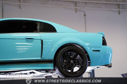 2004 Ford Mustang GT Deluxe