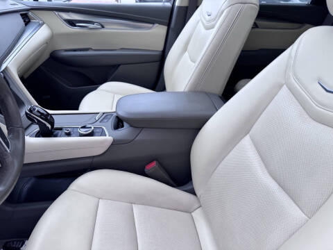 2021 Cadillac XT5 Premium Luxury