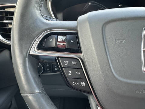 2020 Lincoln Nautilus Reserve