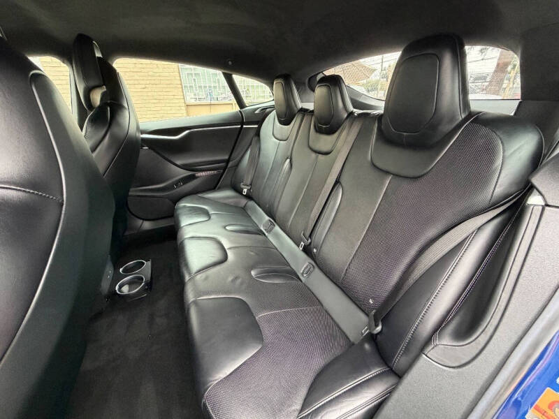 2016 Tesla Model S 90D