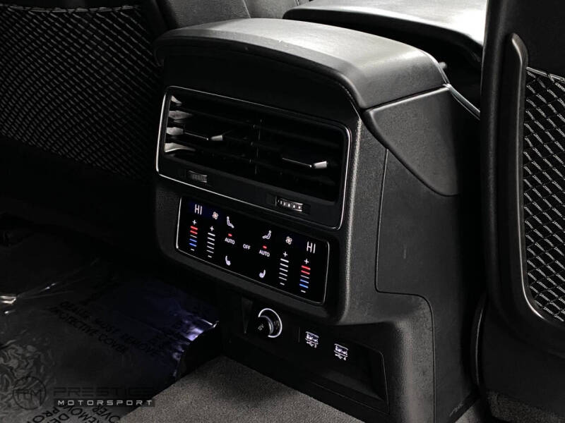 2019 Audi Q8 quattro Prestige 55 TFSI