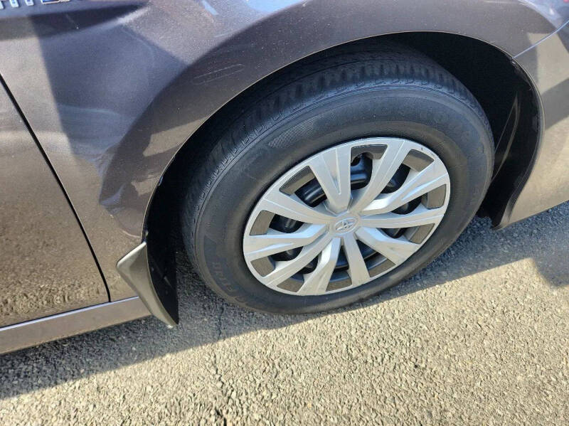 2021 Toyota Camry Hybrid LE