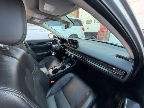 2022 Honda Civic Touring