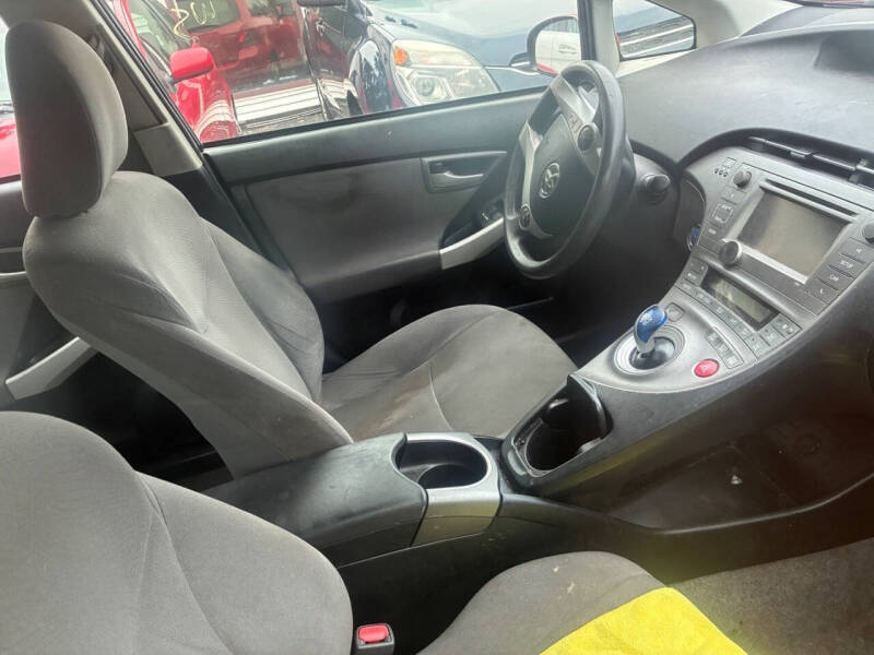 2014 Toyota Prius Two