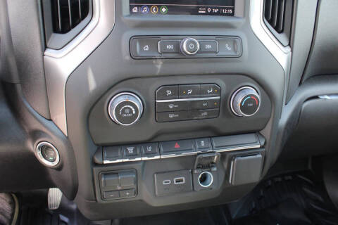 2025 Chevrolet Silverado 3500HD CC Work Truck