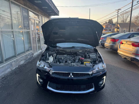 2016 Mitsubishi Lancer ES