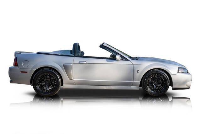 2003 Ford Mustang SVT Cobra