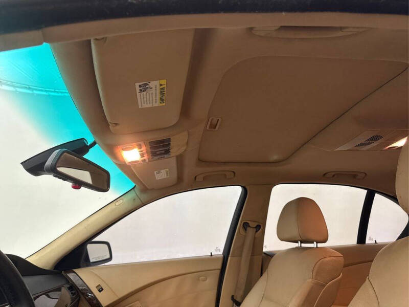 2006 BMW 5 Series 525i