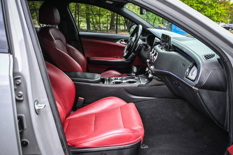 2022 Kia Stinger