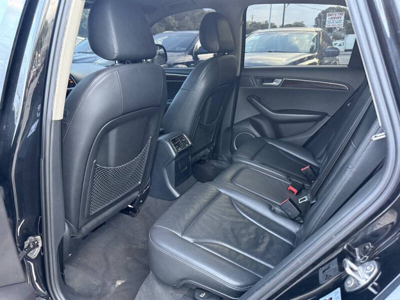 2011 Audi Q5 2.0T quattro Premium Plus