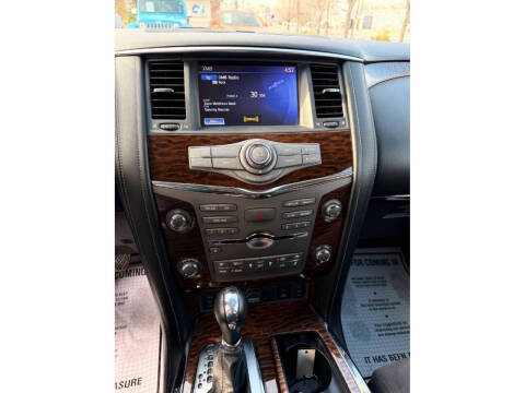 2017 Nissan Armada SV