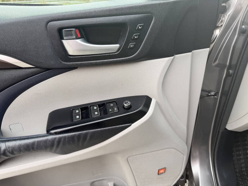 2015 Toyota Highlander Limited