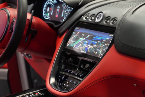 2021 Aston Martin DBX