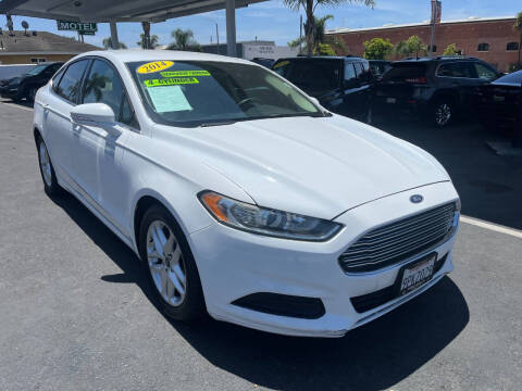 2014 Ford Fusion SE