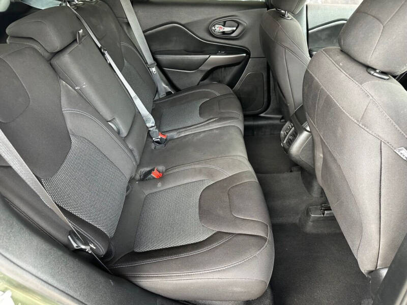 2019 Jeep Cherokee Latitude