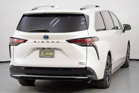 2021 Toyota Sienna Limited 7-Passenger