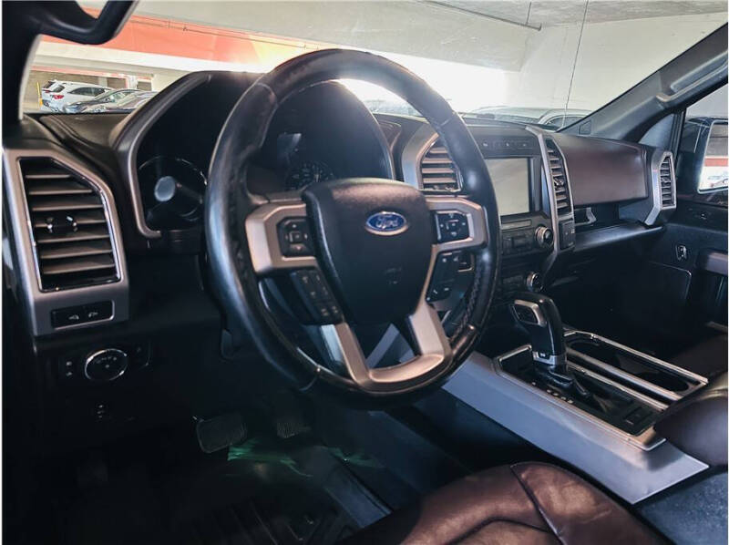 2017 Ford F-150 Platinum